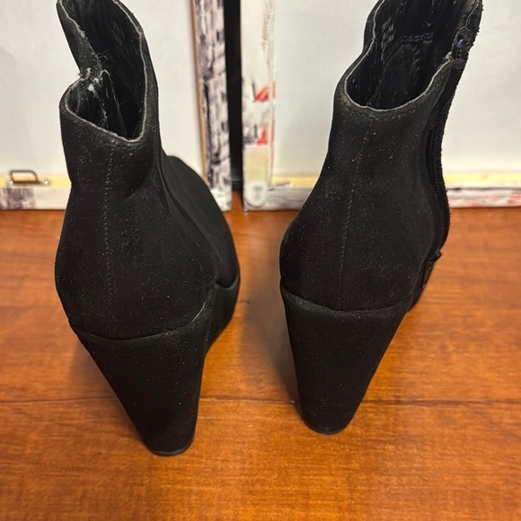 Forever 21 Brown Textile Wedge Ankle Boots 4-1/2” heel Size 6.5 - Picture 5 of 8